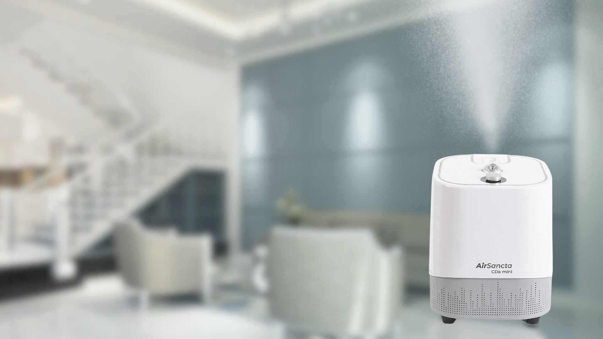 AirSancta CDa Pro v moderní kanceláři